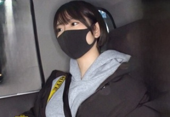 黒髪ショートのGカップくびれ巨乳女子 表参道でナンパGETしてお宅訪問SEXの画像