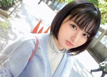 清楚で控えめな文学女子をナンパGET！高感度でぐっちょり濡らしたムッツリま〇こに高速ピストンでチ〇ポ叩き込む！の画像