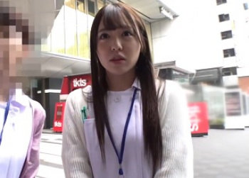 アイドル級!!めちゃカワ新人ナースの華奢な身体に鬼ピストン叩き込む！の画像