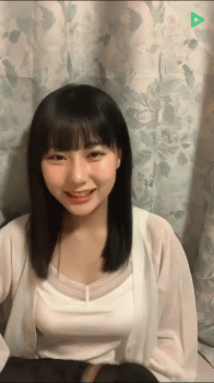 田中みくりんがLINE LIVEで谷間丸出しになるハプニング起こしたの画像
