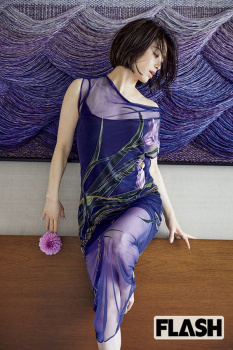 【画像】酒井法子 “50歳のグラビアの画像