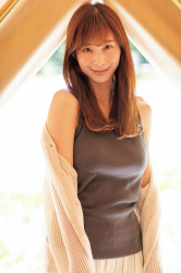 【女子アナ】B89・W63・H88Ｇカップボディー塩地美澄アナ、40歳になって初のDVD発売の画像