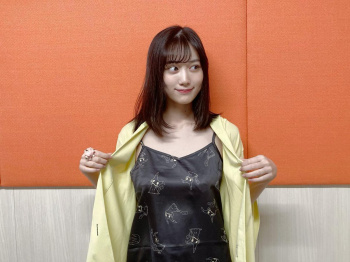 【乃木坂46のエース】山下美月（23）、えちえちなキャミソール姿を公開！「胸元がセクシーすぎる！」ファン悶絶の画像