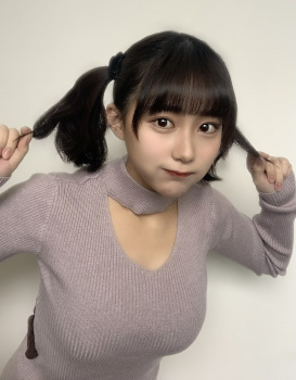 HKTの田中美久さん、ニット巨乳を披露の画像