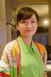 佐藤江梨子(41)とか言う高身長巨乳スレンダーの激シコおばさんの画像