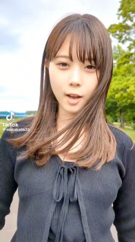 【悲報】TikTokerさん、エチエチ！wの画像