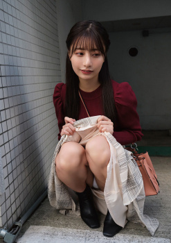 【悲報】まんさん、写真で気づかずパンチラＷＷＷＷＷＷＷＷＷＷＷＷの画像
