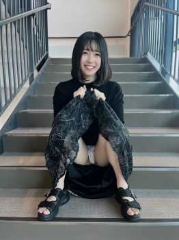 画像：彼女にパンチラさせて見たwwwwwwの画像