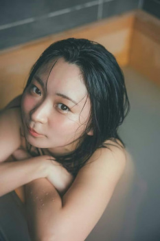 【画像】アンゴラ村長、エッチすぎるの画像