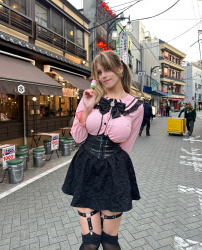 【画像】長身ウクライナ人コスプレイヤーさんのおっぱい??wwwwwwwwwwwwwwwwwwの画像