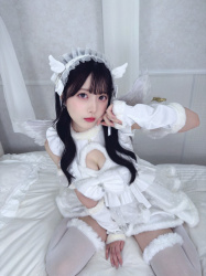 【画像】女性声優さん、パイズリ穴を披露の画像