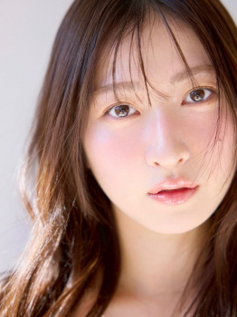 植村あかりちゃんが謎媒体にモデルとして登場！！しかもなんかちょっとエッチな件の画像