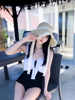 【画像】新人女性声優、水着姿を披露の画像