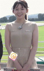【画像】ウイニング競馬でエッチな腋が映るの画像