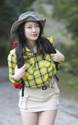 【画像】山ガールさん脱がされるｗｗｗｗｗｗｗｗｗｗｗｗｗｗの画像