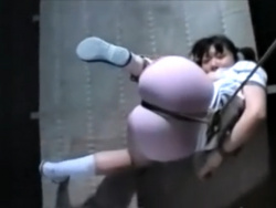 【ブルマー緊縛】ツインテ体操着JKのピンクブルマに縄がこのくい込み！おっほおおおおｗの画像