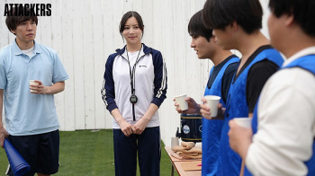 部活の合宿で生徒たちの性処理をさせられる女教師…イラマでフェラ抜きさせ中出しで輪姦し続ける鬼畜の画像