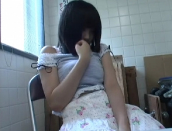 【強姦】「何でもするから見逃してくださいッ…！」通報に怯える声優志望の万引き巨大巨乳巨乳ロリ娘に無茶苦茶チンぶち込み制裁辱しめ！の画像