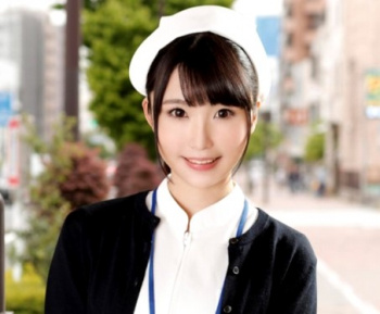 「そんな悩み気にすんなよッ♡」修羅場を潜り抜けてる美女看護師☆性の悩みを解決する猥らな腰つきでイカセまくり♡の画像