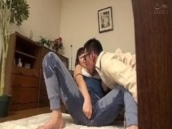【人妻】『気持ち良くしてね♡』ヴァギナに特濃スペルマを思い切り放出！男根で突かれて快感に溺れ膣で精子を味わう顔を表に出す。の画像