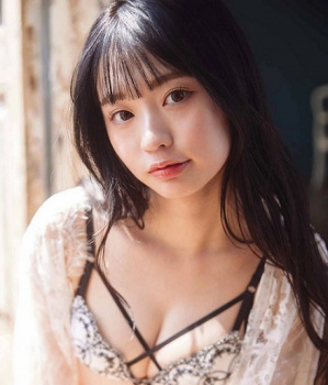 月なぎさ　最新グラビア水着画像　16枚の画像