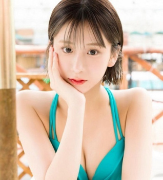 金子みゆ　最新グラビア水着画像　17枚の画像