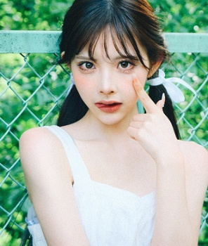 緩苺　最新グラビア水着画像　21枚の画像
