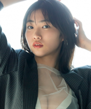 瑚々　最新グラビア水着画像　42枚②の画像