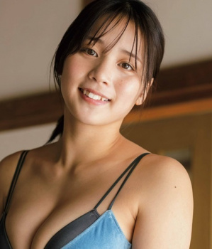 山岡雅弥　最新グラビア水着画像　44枚②の画像