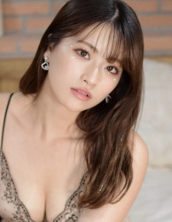 さかいゆりや 最新グラビア水着画像 28枚の画像