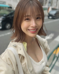 小笠原菜乃 最新グラビア水着画像 18枚の画像