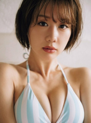 あらた唯 最新グラビア水着画像 43枚③の画像