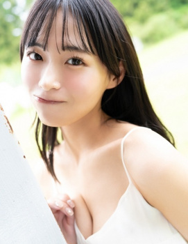 中西花 最新グラビア水着画像 17枚の画像