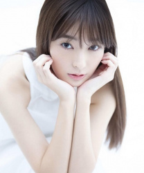 宮本茉由　最新グラビア画像　52枚の画像