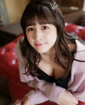 上原わかな　最新グラビア水着画像　49枚 の画像