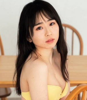 栗原舞優　最新グラビア水着画像　22枚の画像