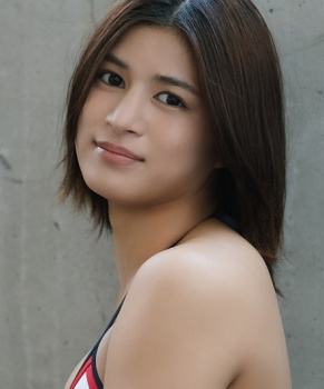 山岡聖怜　最新グラビア水着画像　48枚の画像