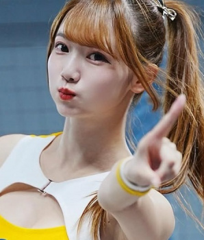 菊池桃子(台湾チア)最新グラビア水着画像　21枚の画像