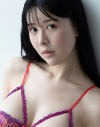 木村絵里子　最新グラビア水着画像　15枚の画像