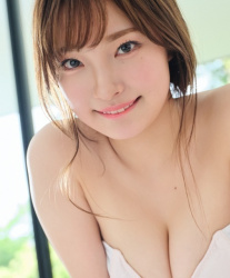 里仲菜月　最新グラビア水着画像　40枚②の画像
