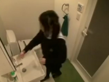 〚路上ナンパ〛ツインツインが似合ってハーフ可愛いスーツ格好の少女中学生幼女を連れ込み。失恋話を聞いて人柄を許したパコ撮りを盗撮wの画像