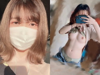 19歳現役看護学生がEカップおっぱい丸出しおま●こオナニー自撮りの画像