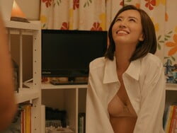 ドラマおいハンサム２で木南春夏が地味な貧乳下着姿のエロシーンの画像
