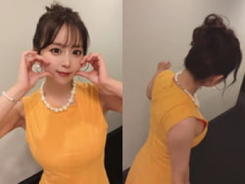 声優の井口裕香がドレス姿で乳首みえそうな横乳おっぱい晒すの画像