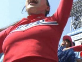 選抜高校野球で日本航空石川巨乳チアの乳首が浮き上がってしまうの画像