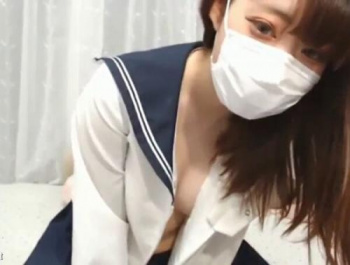 「チクニーってなに？おっぱいハート！」セーラー服清楚お嬢様がビンビン乳首おっぱい弄り！ライブチャットの画像