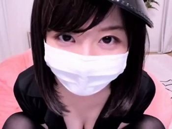 「今日のパンツお気に入りwリモバがマ◯コに挿った…あっあっイックゥゥゥ！」セクシーポリスノリノリお嬢様が絶頂！ライブチャットの画像
