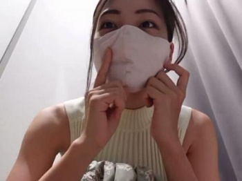 G◯更衣室オナ中店員さん乱入「あぁん！イヤーー！」セクシー発情淫乱美女が膝ガクガク痙攣オナニー！ライブチャットの画像