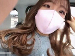 車で配信「やばいグジュグジュwめっちゃ濡れやすいw」爆乳変態奥様が車で配信！ライブチャットの画像